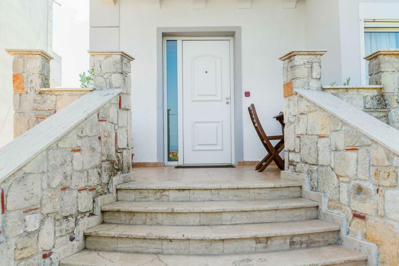 Summer Houses In Afytos Exterior photo